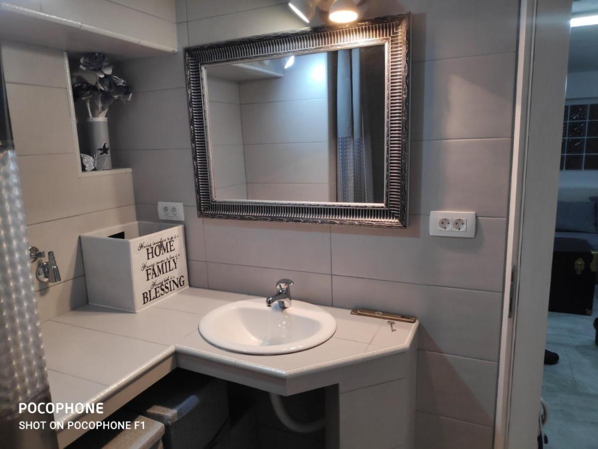 Apartman Art Kotor Exteriör bild